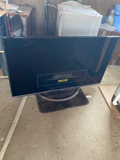 シャープ50型とパナソニックDVDプレーヤー