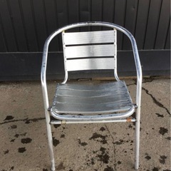 A-351△ y ② 岐阜発/ ガーデンチェアー/ アルミ製/ イス/ 4脚セット/ 屋外/ テラス/ カフェ/ アームチェア/ 多数あり/ 現状品/ R7.8/13△の画像