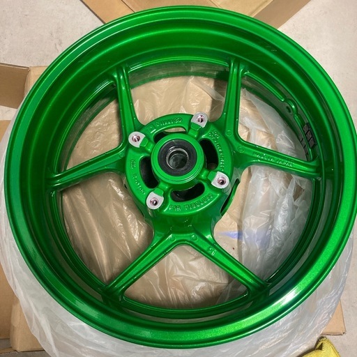 zh2 純正塗りホイール