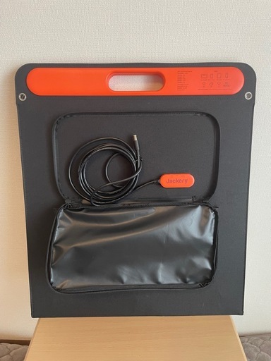 Jackery Portable Power 1000 とソーラーパネルのセット