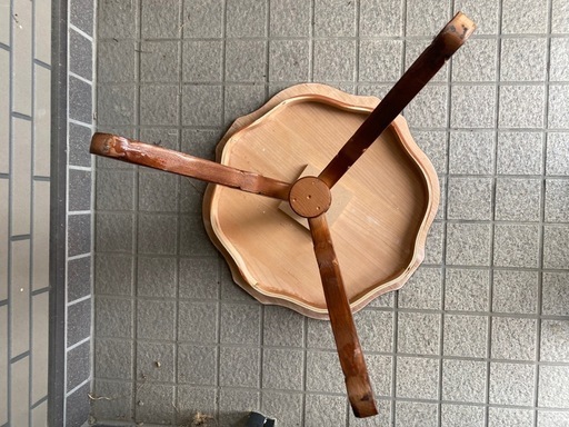 テーブル