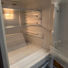シャープ　冷蔵庫　単身　137リットルの画像