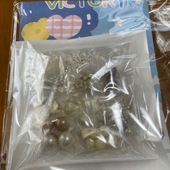 ハンドメイド材料（ヴィンテージビーズ含む、ピアスビーズ）の画像