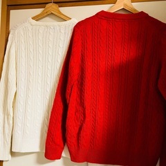 白、赤ニットSサイズの画像