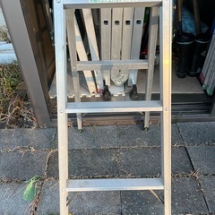 梯子兼用アルミ脚立の画像