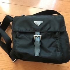 値下げ不可　PRADA イタリア　美品　プラダ　ブランド　ショルダーバッグの画像