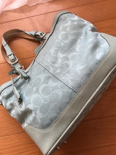 新品未使用　値下げ不可　COACH – コーチ バッグ　ハンドバッグ　トートバッグ　水色　ブランド