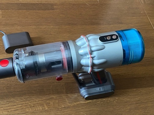 引き渡し決定　
Dyson ダイソンSV 21コードレス掃除機、完動品