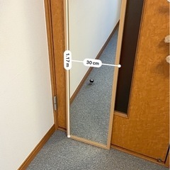 【取りに来ていただける方、お譲りします】姿見・全身鏡の画像