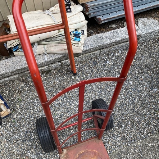 台車　重い物もらくらく運べます