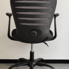 【美品】オフィスチェア メッシュ素材（昇降・キャスター付き）の画像