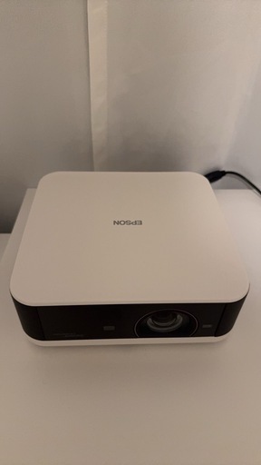 EPSONプロジェクターEF61W