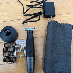 BRAUNのシェーバーボディートリマーXT5300の画像