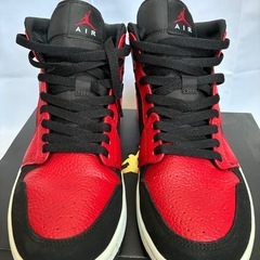 NIKE Air Jordan 1 Mid Reverse Bred 27cmの画像