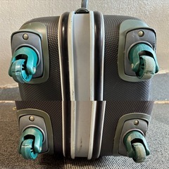 スーツケースの画像