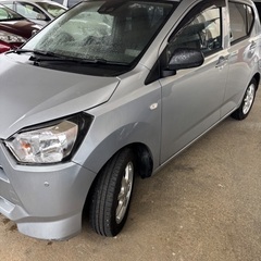 ミライースの画像