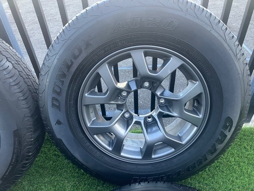 ジムニーシエラ JB74 純正タイヤホイール4本 走行6000km 美品
