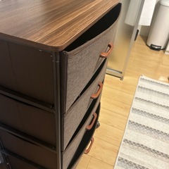 タンス　車輪付きの画像
