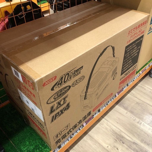 未開封品【店頭お渡し限定】(26-1-18)マキタ　充電式保冷温庫(20L)　CW001GZO　オリーブ色