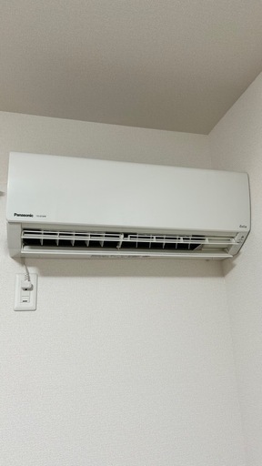 Panasonic  エアコン　取り外し・
引き取りできる方限定