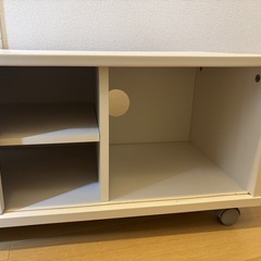 テレビボード　白　キャスター付の画像