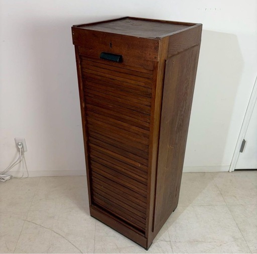 レコードチェスト　ファイルキャビネット　1940年代　9段　木製蛇腹シャッター レコードチェスト ファイルキャビネット 1940年代 9段 木製蛇腹