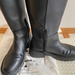 【ニコアンド】ロングブーツの画像