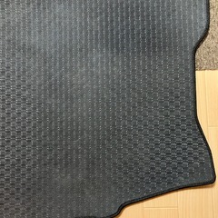 YMT トヨタアクア　ラバー製 ラゲッジマット（AQUA NHP10）の画像