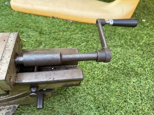 武田機械 傾斜油圧バイス❷