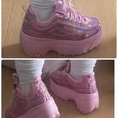 FILA 厚底スニーカーの画像