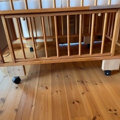 木製ベビーベッドセットの画像