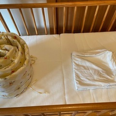 木製ベビーベッドセットの画像