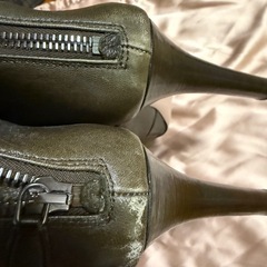 PRADA オリーブグリーン レースアップブーツ 37 ／24cmの画像