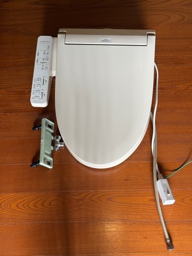 【完動品】2022年製TOTOウォシュレット  （値引き可）
