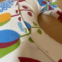 トコちゃんベルトの授乳クッションの画像