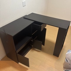 キッチンボード(食器棚)の画像