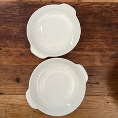 白いお皿セットの画像