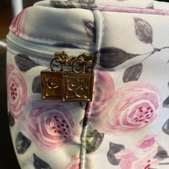 化粧ポーチの画像