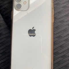 iPhone11ホワイト64GBの画像