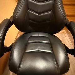 ゲーミングチェア　オフィスチェア(オットマン付き)の画像