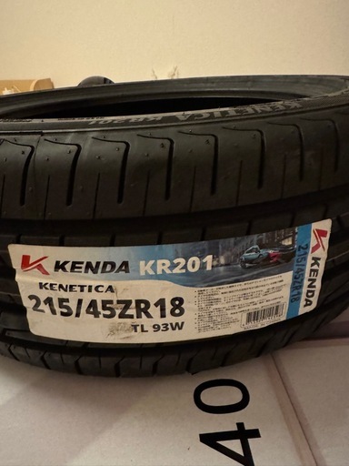 新品タイヤ　ケンダKR201  215/45/18 1本のみ