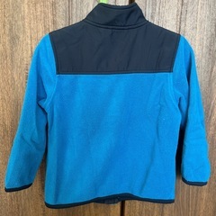 ユニクロ　フリース　110サイズ
の画像