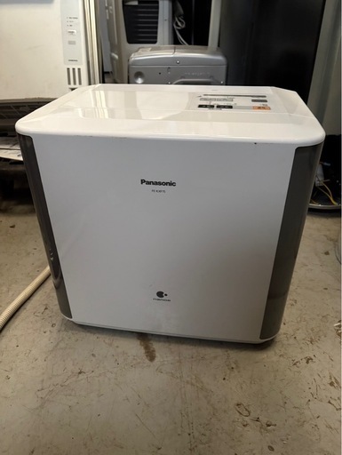 ☆Panasonic 42畳 4.5L×2 ナノイー ヒートレスファン気化式 大容量加湿