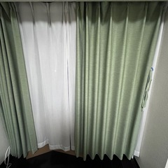 ニトリ カーテン4枚セットの画像