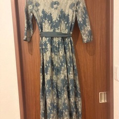 総レース ドレス ワンピース 背面裂けあり 生地劣化あり リメイク用 格安　Lの画像