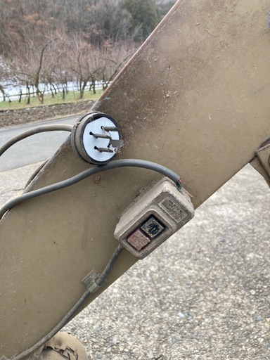 コンベアー？おがくずに使用　　　　　
