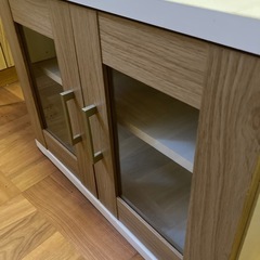 食器棚の画像