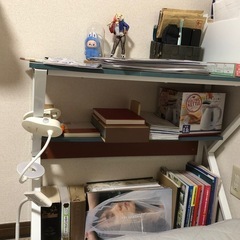 テーブル、デスク、机
の画像