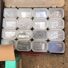 ネジとか工具セットの画像