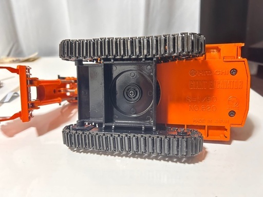 日立建機 EX1800 1/60 【HITACHI 掘削機 ショベルカー ダイキャストメタル】